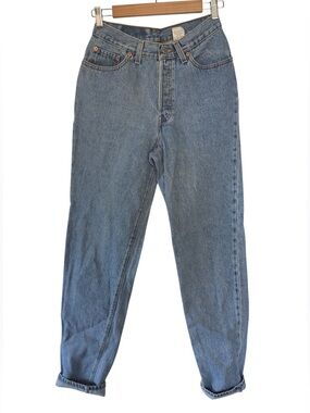 Vintage 501 Levi's Light Blue Button-Fly Denim 90s Jeans 9M